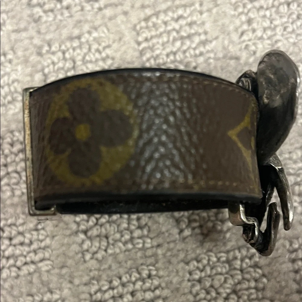 Louis Vuitton Elephant Cuff Bracelet - Silver & Brown - Picture 5 of 10